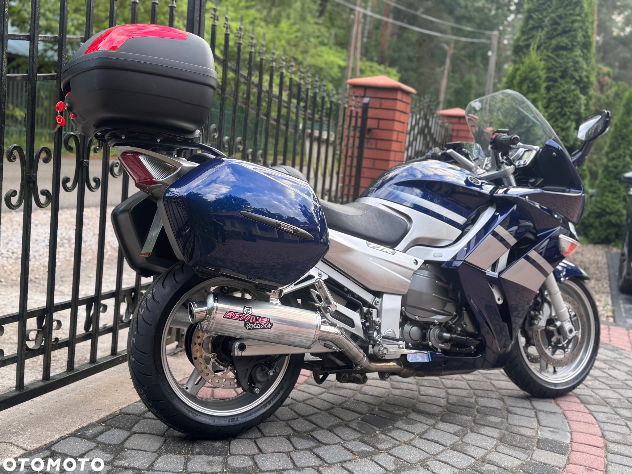 Yamaha FJR - 4