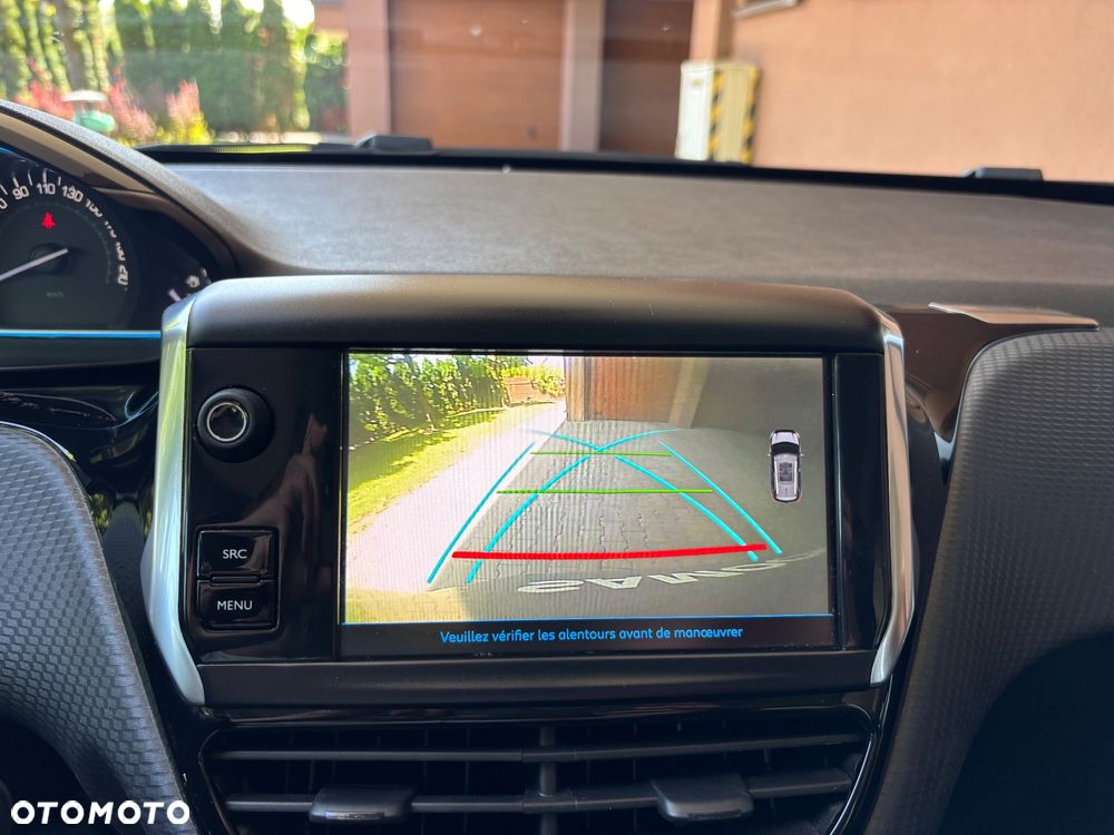 Peugeot 2008 PureTech 110 GPF Stop&Start EAT6 Allure - 9