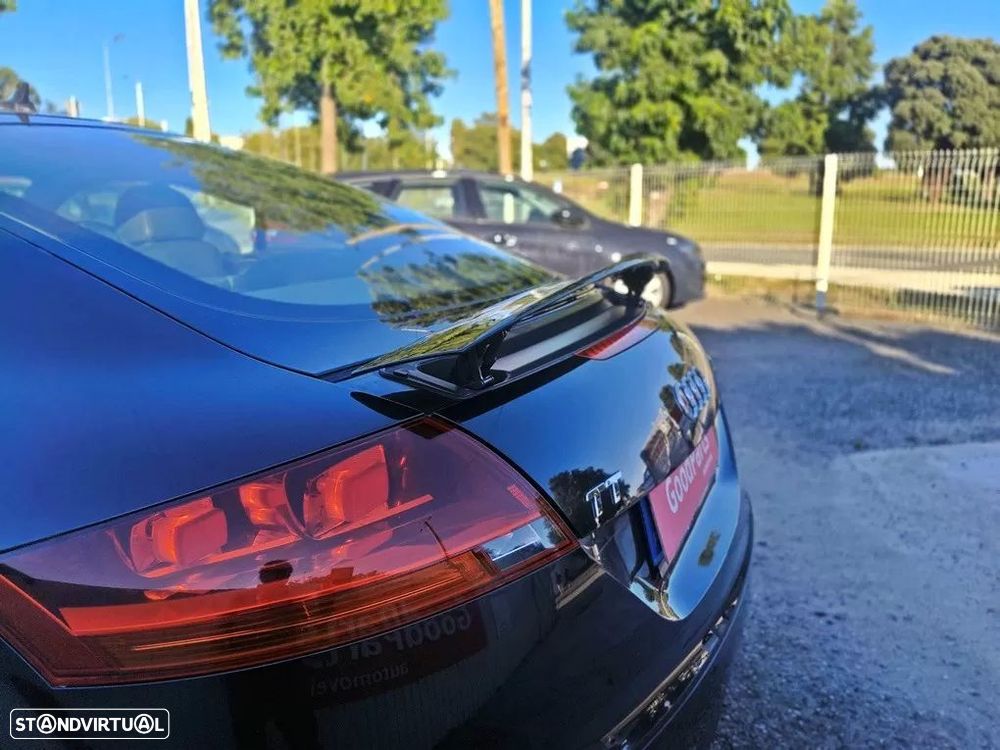 Audi TT Coupé 2.0 TDI quattro - 23
