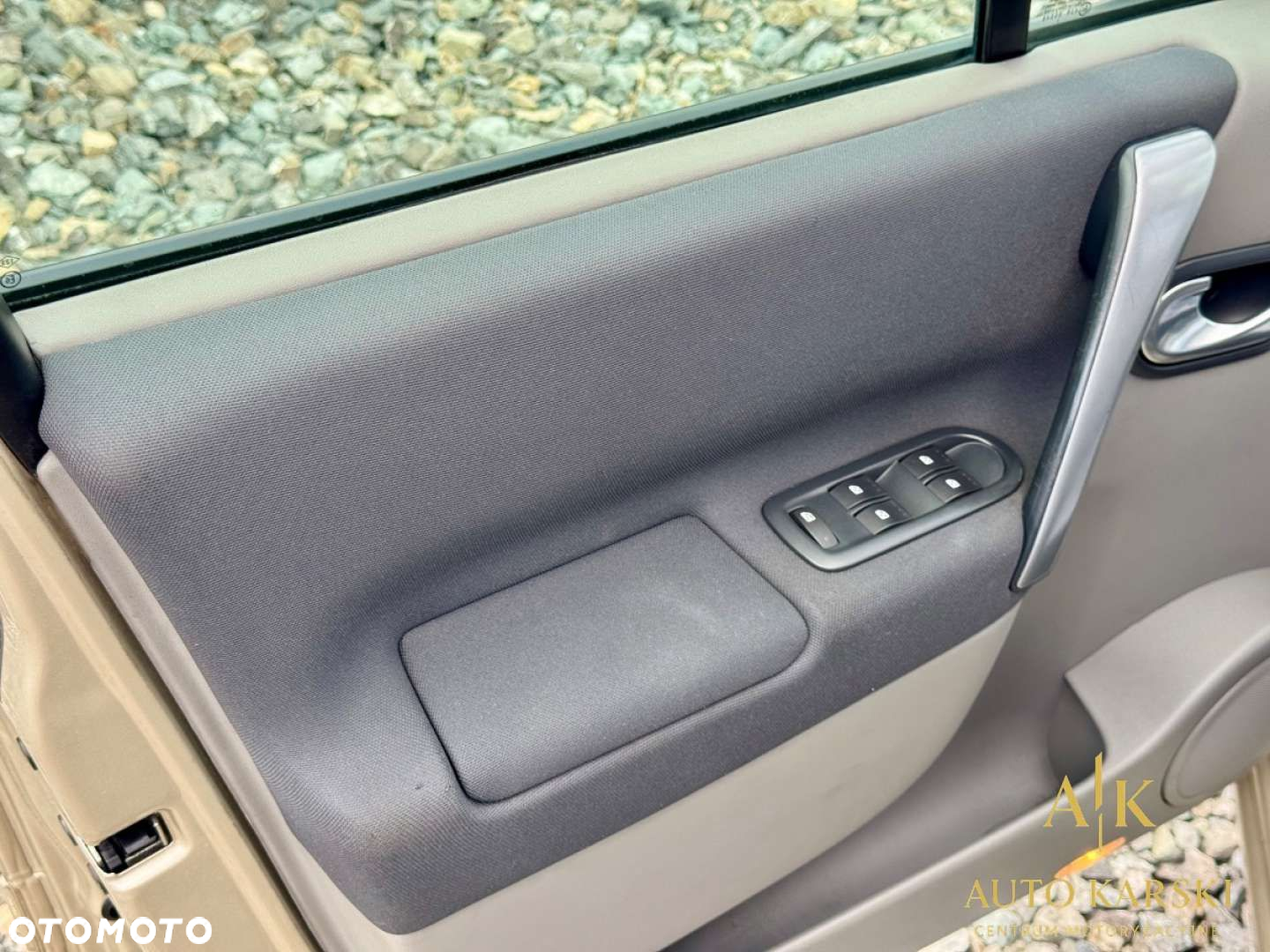 Renault Scenic - 16