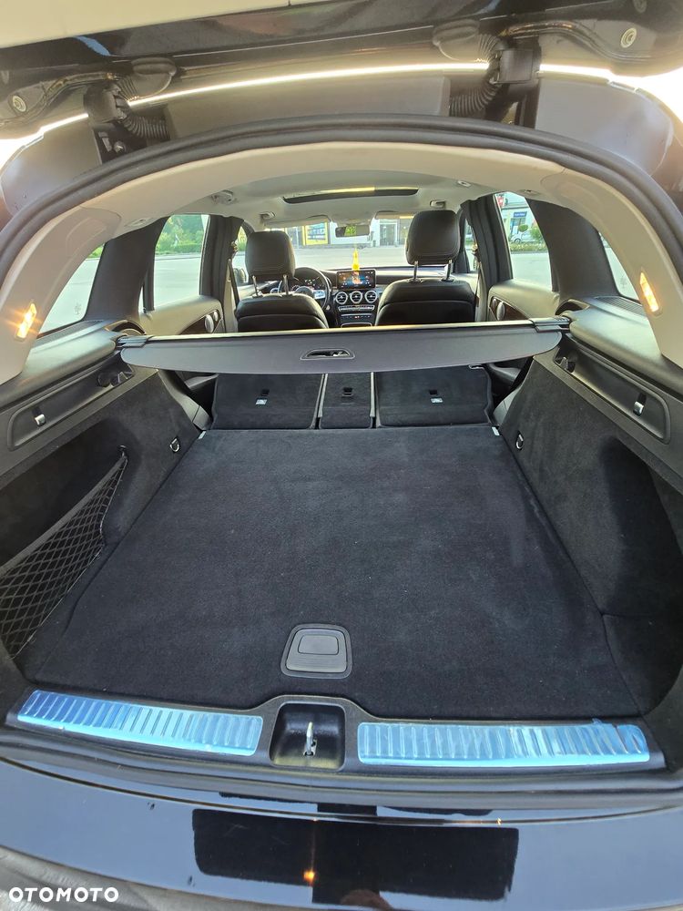 Mercedes-Benz GLC 200 4Matic 9G-TRONIC Exclusive - 22