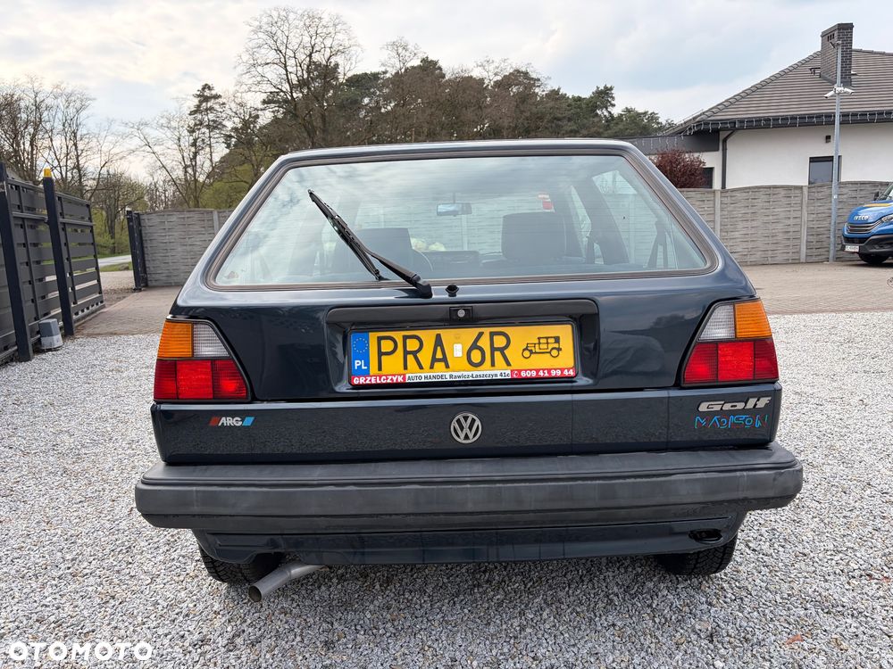 Volkswagen Golf 1.6 CL - 6