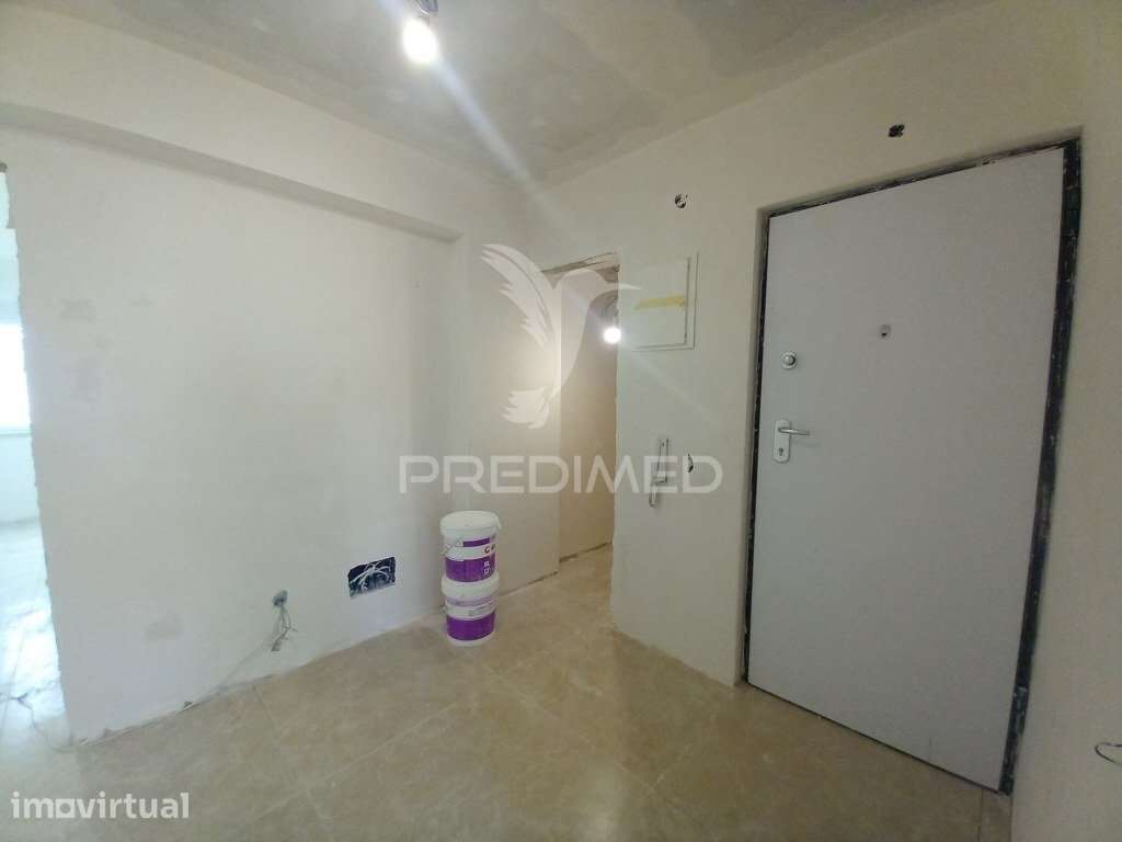 Apartamento T2 | Urbanização da Barrada | Carregado - Grande imagem: 2/27