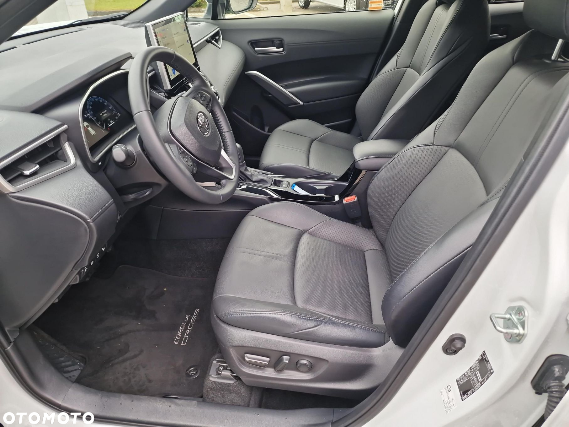 Toyota Corolla Cross - 9