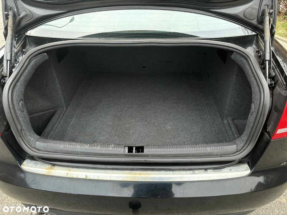 Audi A4 Limousine - 9