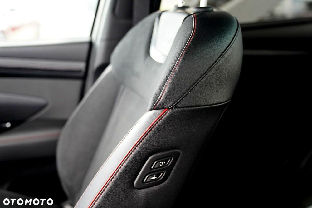 Hyundai Tucson 1.6 CRDi 48V-Hybrid 2WD DCT N Line - 20