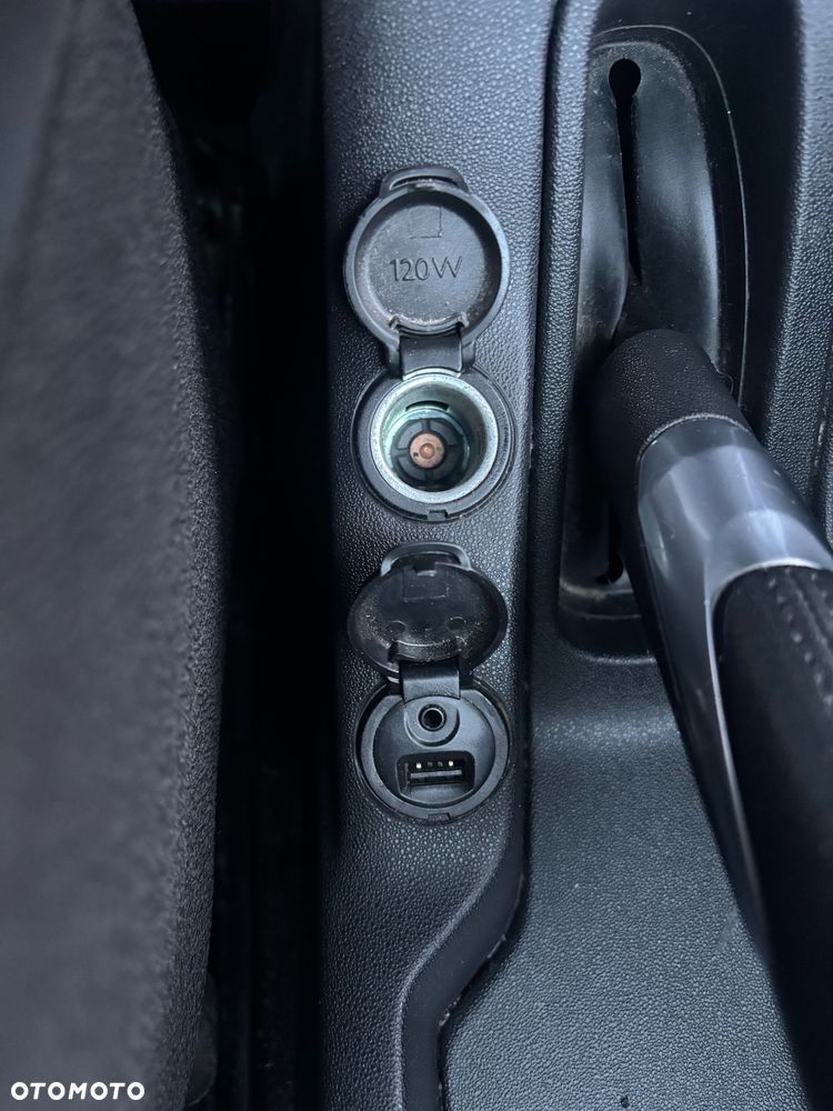 Citroën DS3 THP 155 SportChic - 22