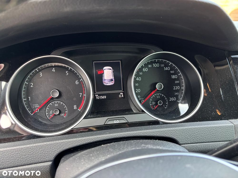Volkswagen Golf 1.2 TSI BlueMotion Technology Cup - 16