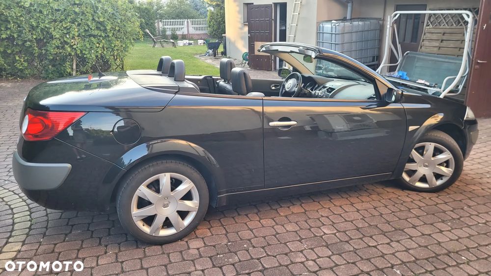 Renault Megane 1.6 Emotion - 7