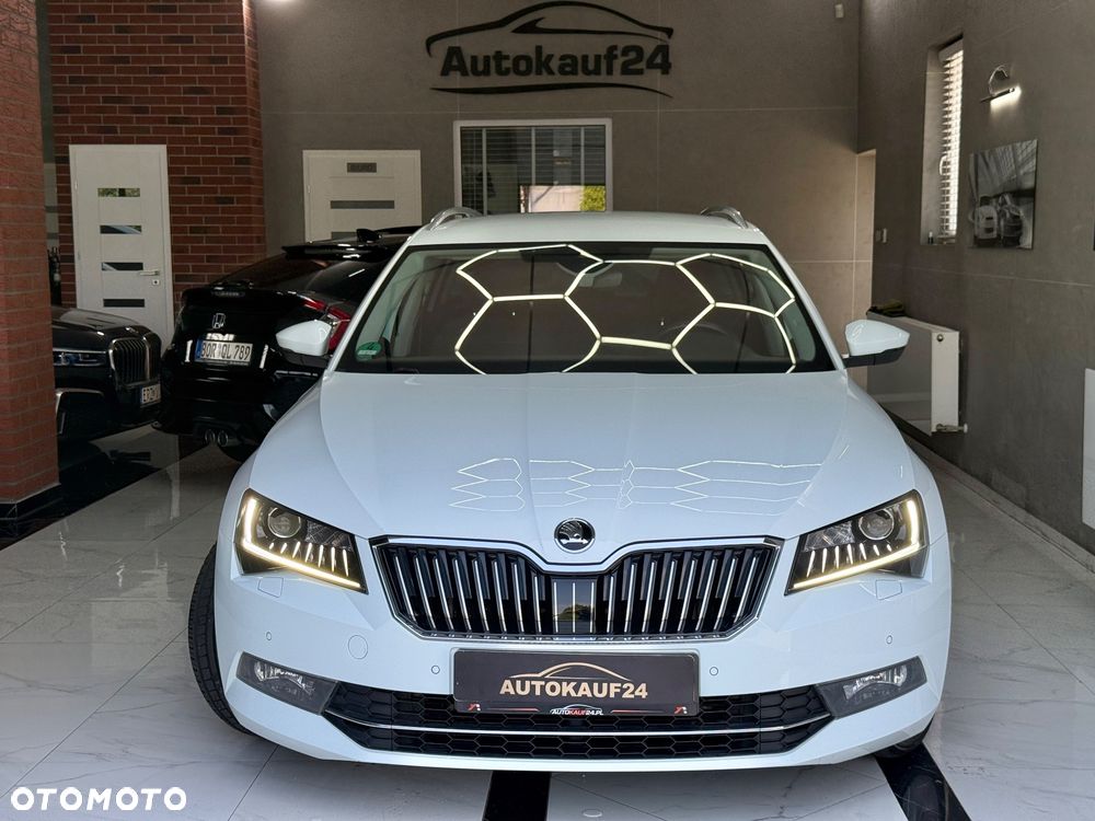 Skoda Superb 2.0 TDI DSG Premium Edition - 4