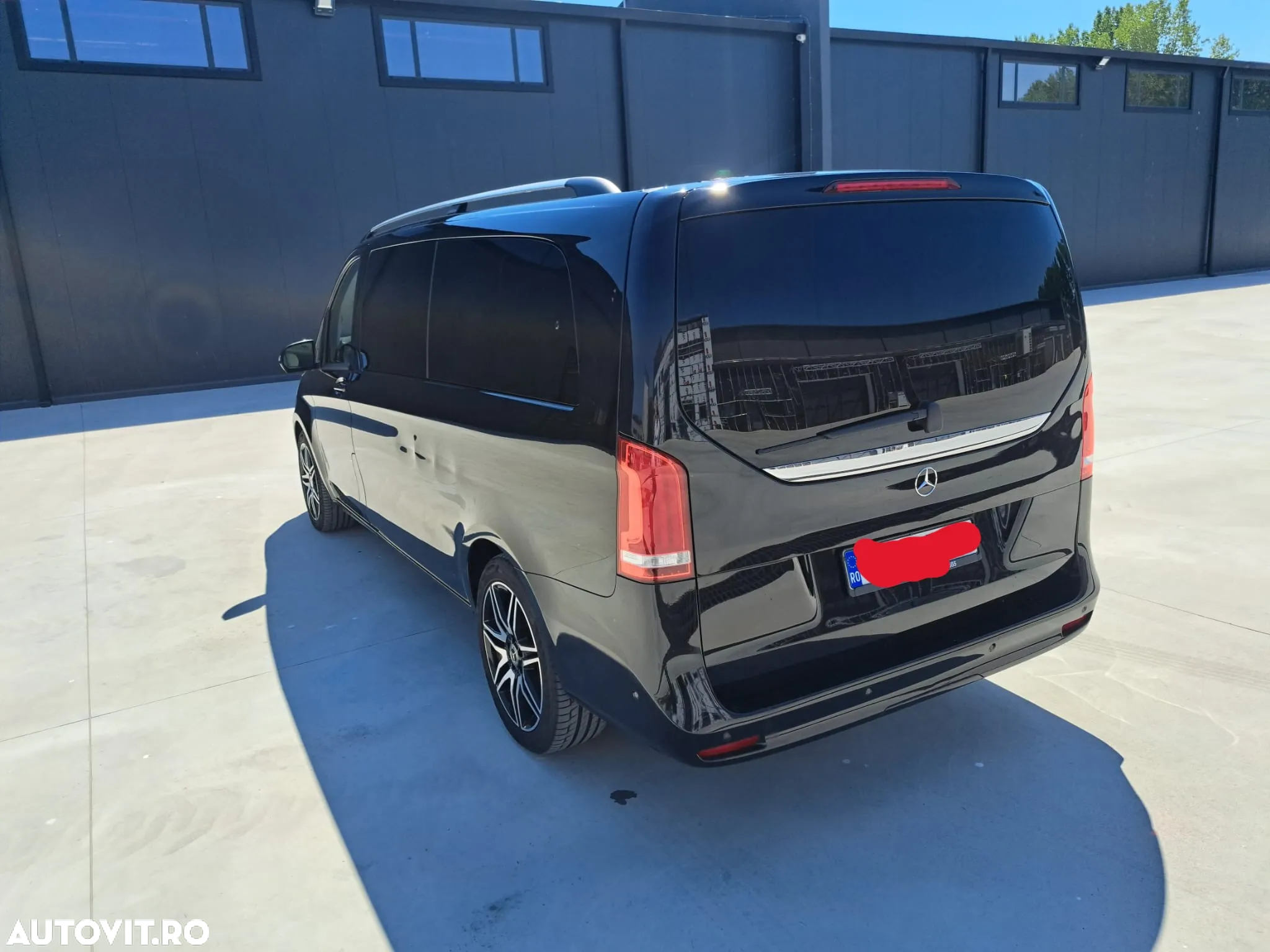 Mercedes-Benz V - 4