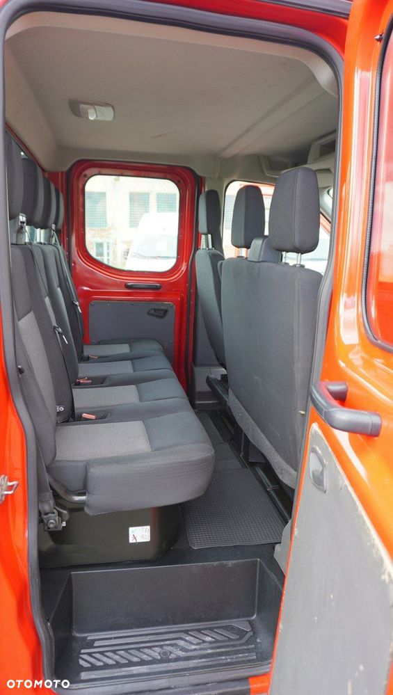 Ford Transit - 11