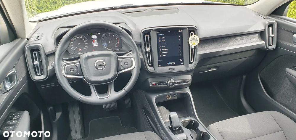 Volvo XC 40 T3 Momentum Core - 21