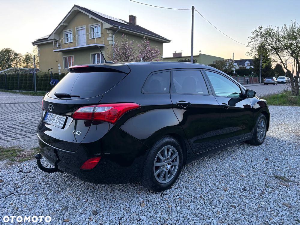 Hyundai i30 i30cw 1.6 CRDi Intro Edition - 17