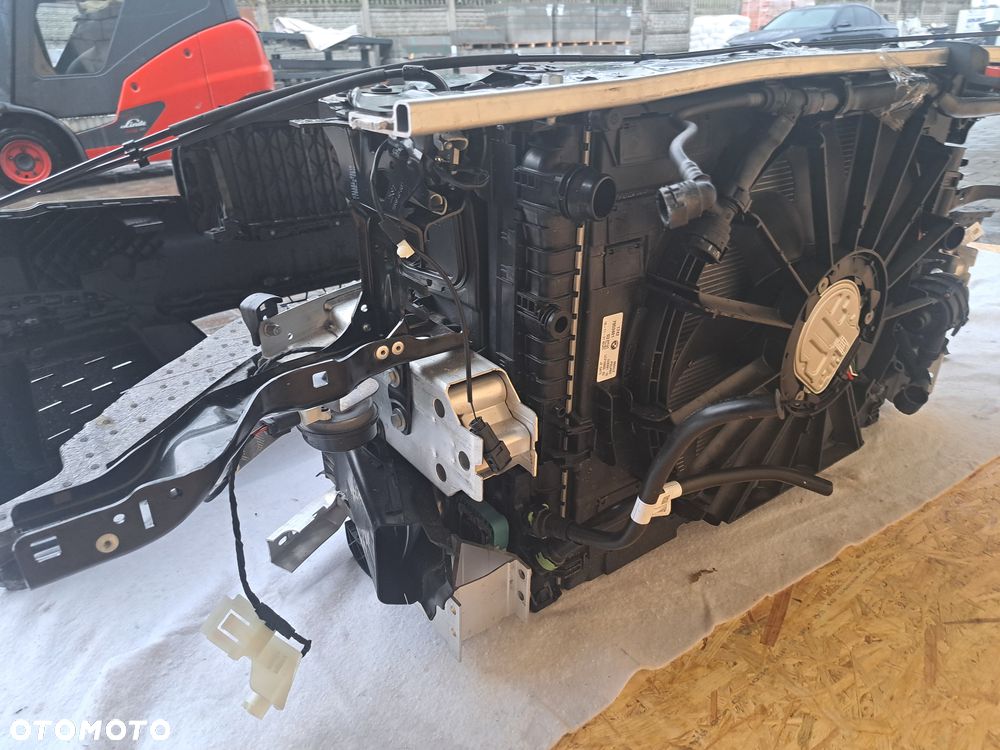 PAS PRZEDNI + KOMPLET CHŁODNIC  BMW 5 G30 G31 LCI 530iX 2.0i - 5