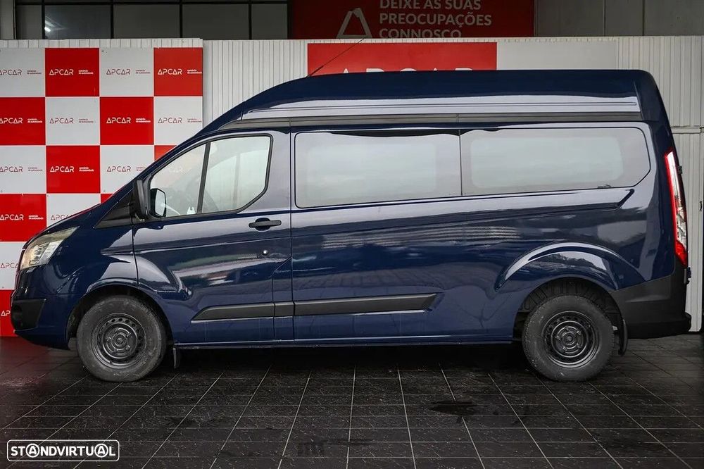 Ford Transit Custom Adaptada p/ 3 cadeiras de rodas - 6