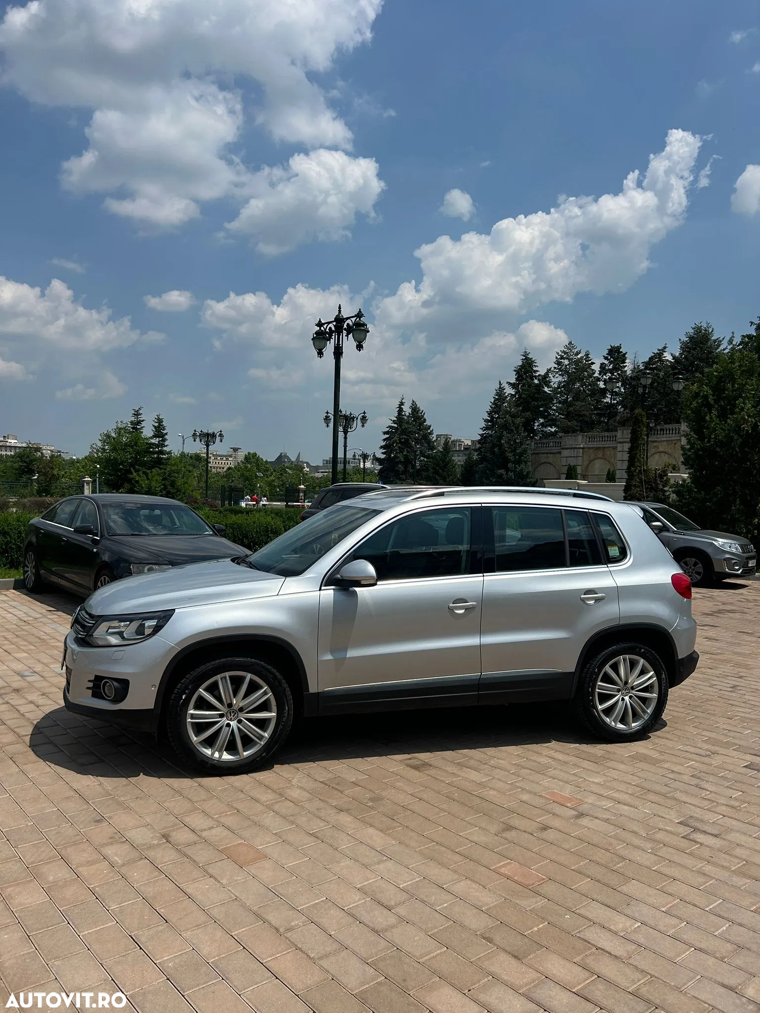 Volkswagen Tiguan 2.0 TDI DPF 4Motion BlueMotion Technology DSG Life - 13