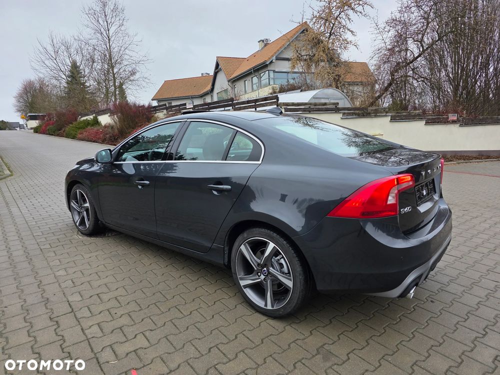 Volvo S60 D4 Geartronic Summum - 10