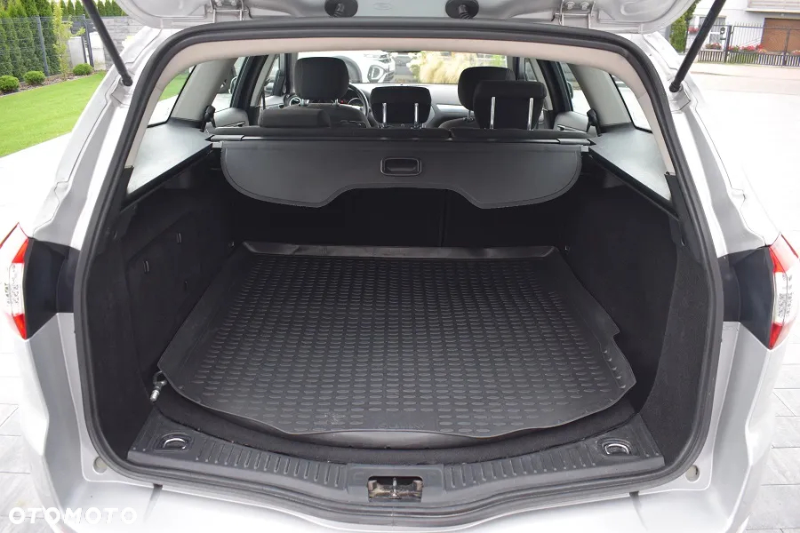 Ford Mondeo Turnier 2.0 TDCi Ambiente - 9