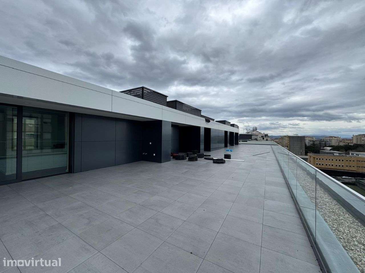 T4 Penthouse Gaia - Último Piso - Novo -Terraço 492 m2 Metro João Deus - Grande imagem: 4/41