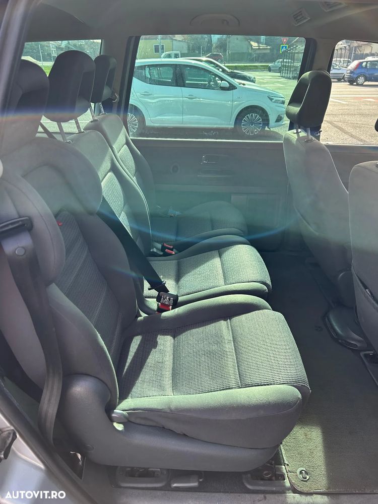 Volkswagen Sharan 1.9 TDI Exclusive Edition - 13