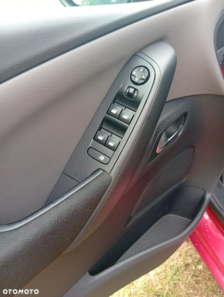 Citroën C4 Picasso BlueHDi 120 EAT6 FEEL - 11
