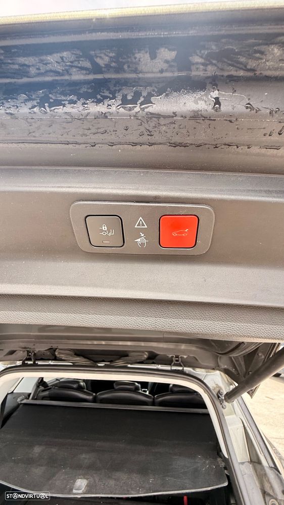 Peugeot 5008 BlueHDI 120 EAT6 Stop & Start Allure - 19