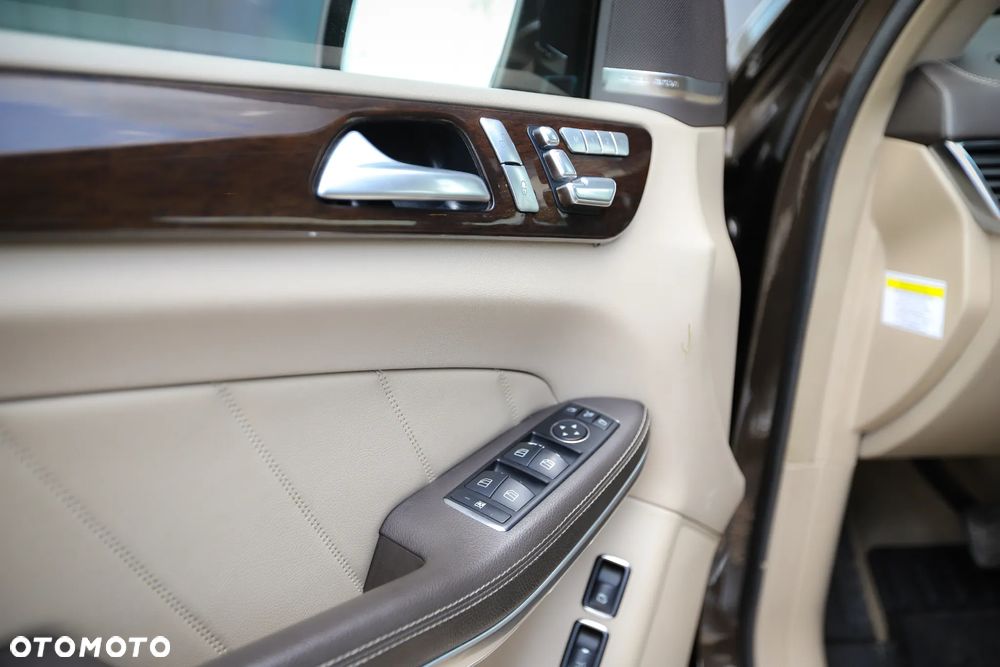 Mercedes-Benz GL 450 4Matic 7G-TRONIC - 14