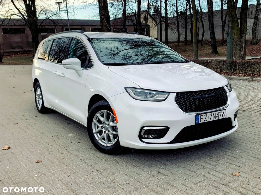 Chrysler Pacifica - 14