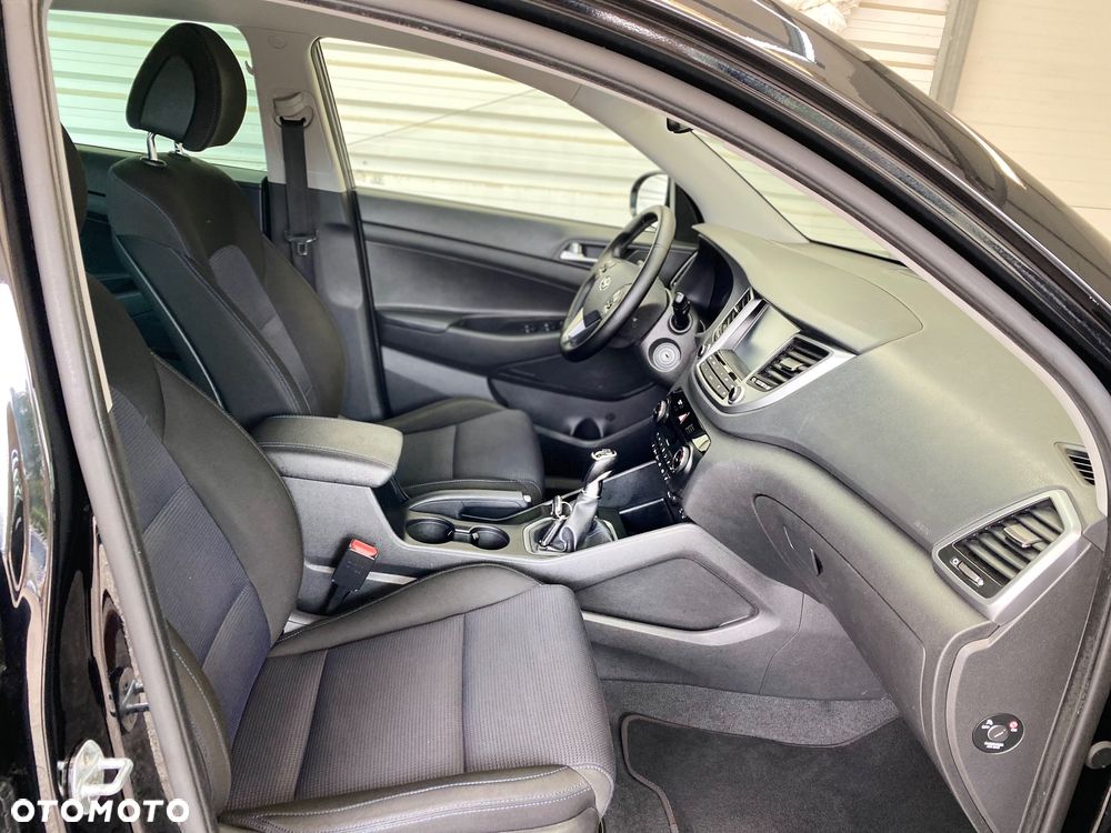 Hyundai Tucson 1.6 GDI BlueDrive Design 2WD - 13