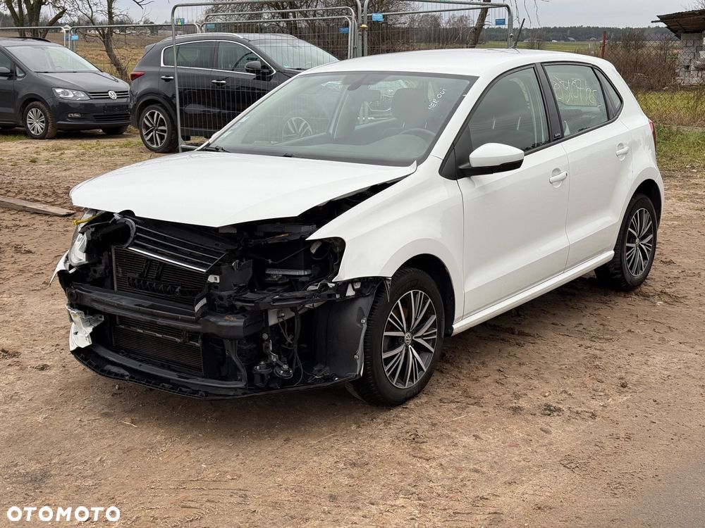 Volkswagen Polo 1.2 TSI Blue Motion Technology Allstar - 3