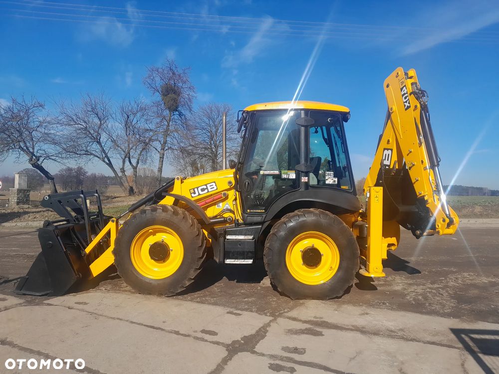 JCB JCB 4CX AEC  2018r - 2