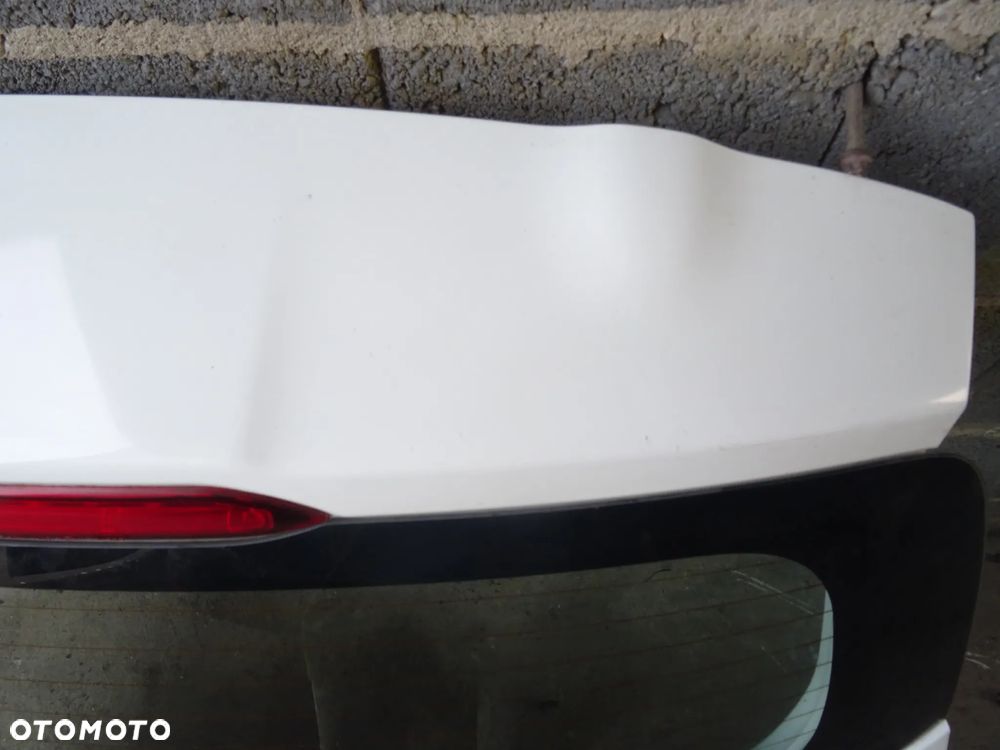 Klapa Bagażnika Mitsubishi SpaceStar Lakier(W19) - 3