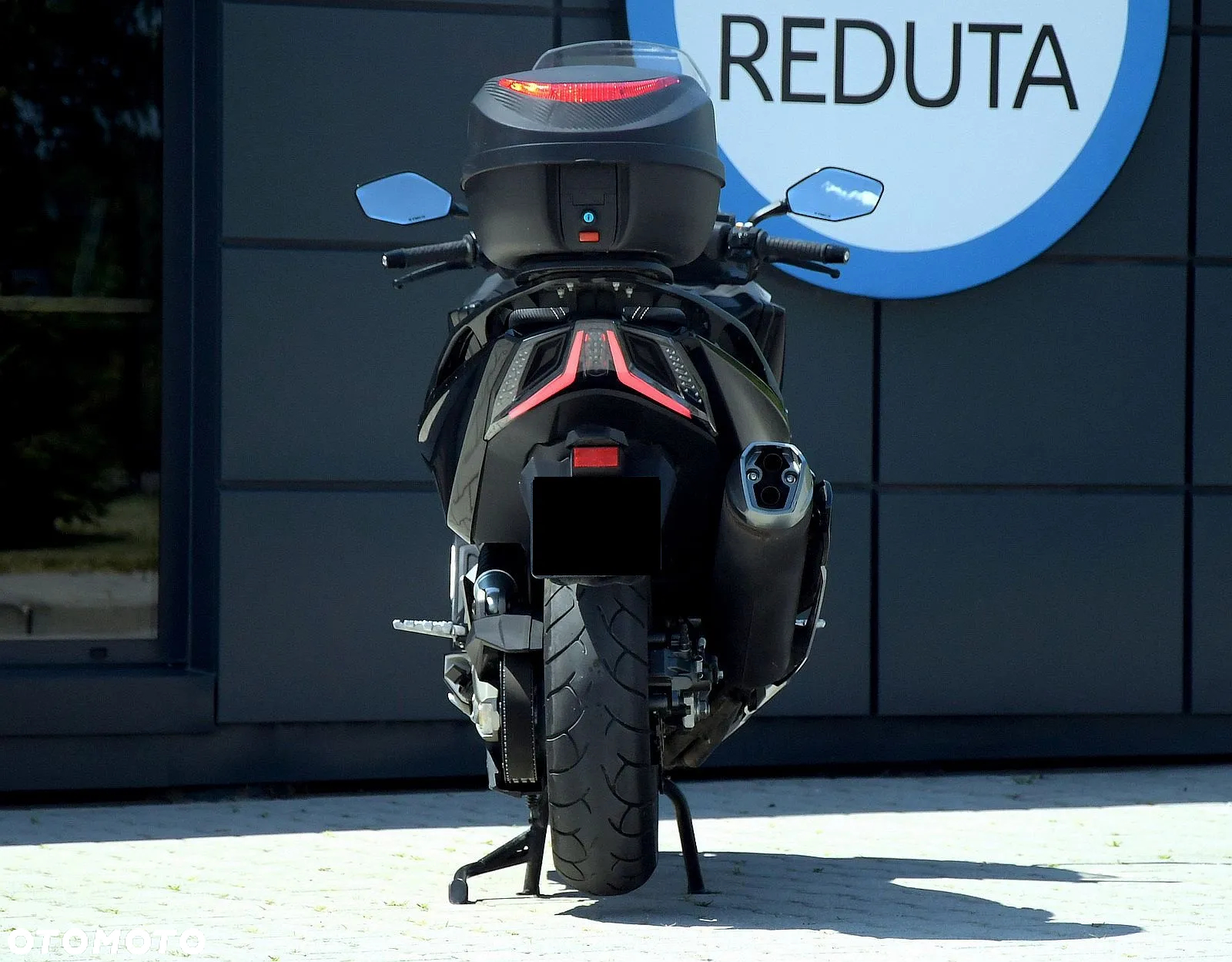 Kymco AK 550 - 11