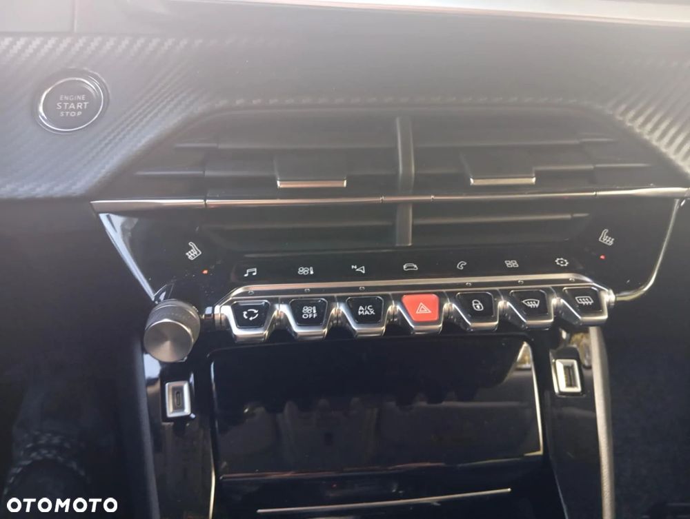 Peugeot 2008 1.5 BlueHDi Allure Pack S&S EAT8 - 14