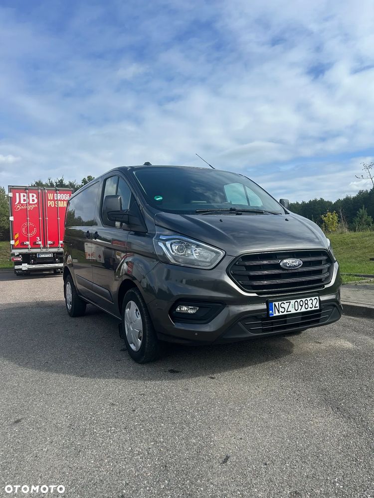 Ford TRANSIT CUSTOM - 3