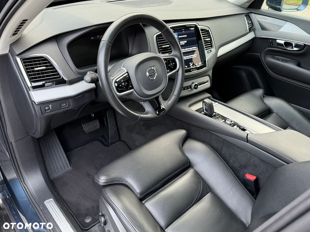 Volvo XC 90 B5 B AWD Geartronic Momentum Pro - 22
