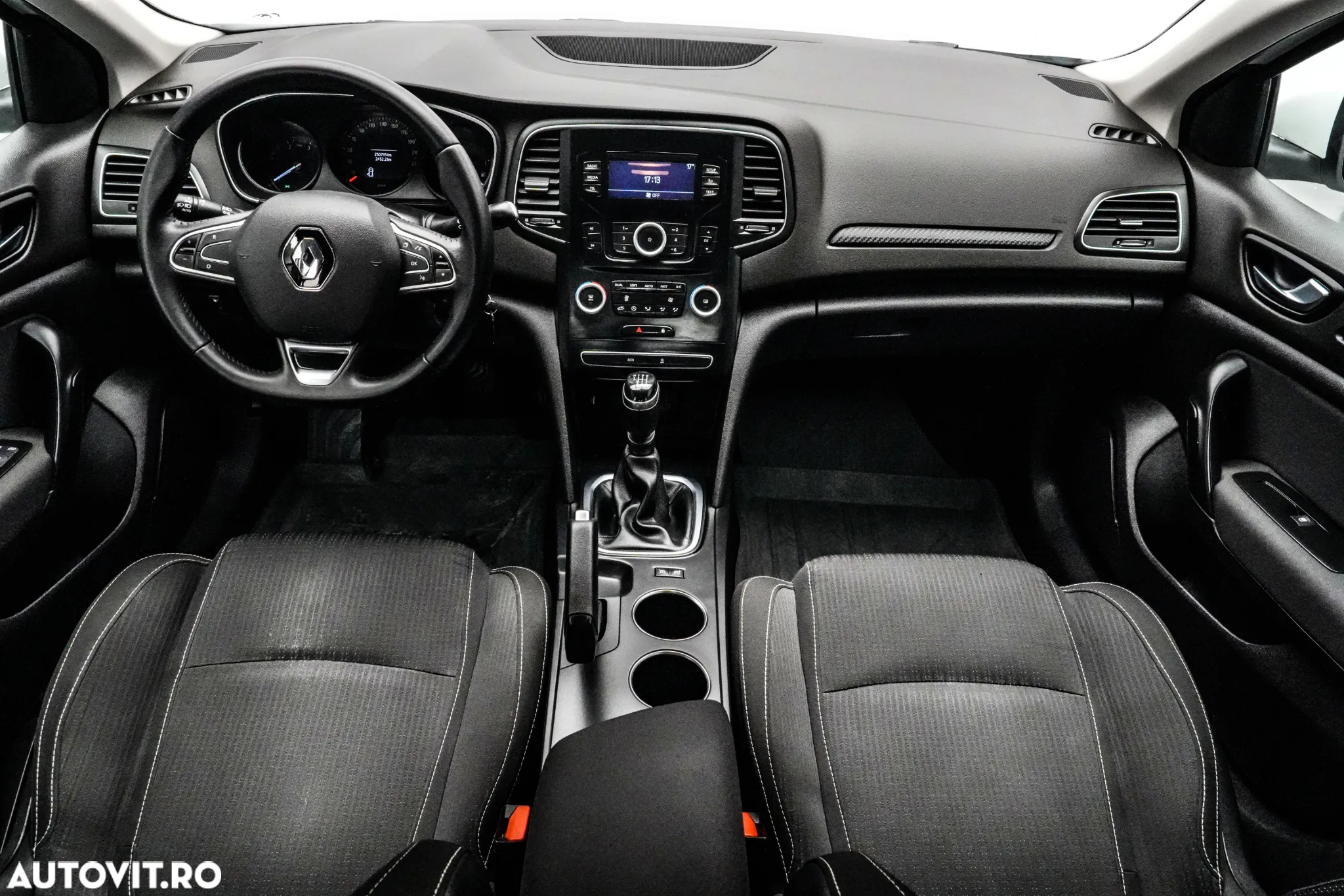 Renault Megane Blue dCi 116 Intens - 8