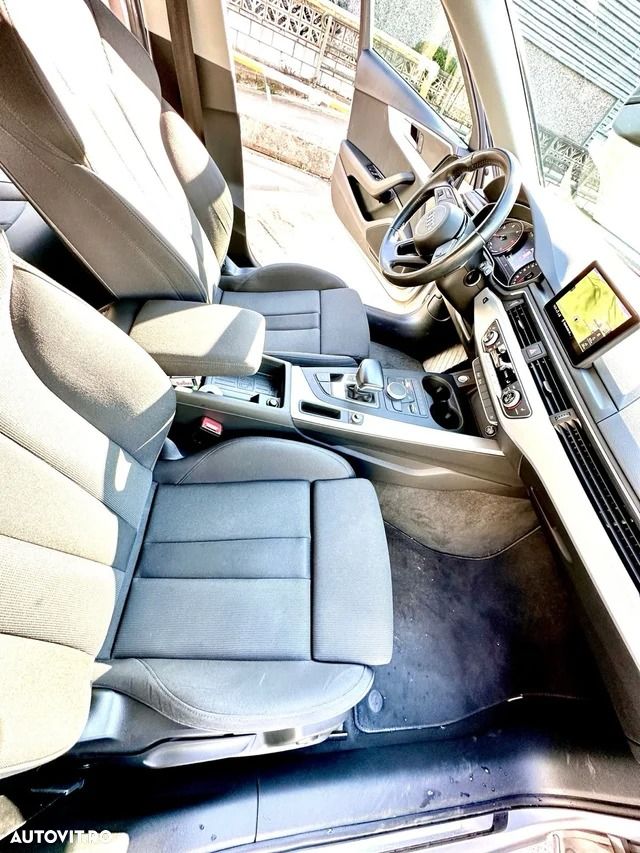 Audi A4 2.0 TDI S tronic Design - 6