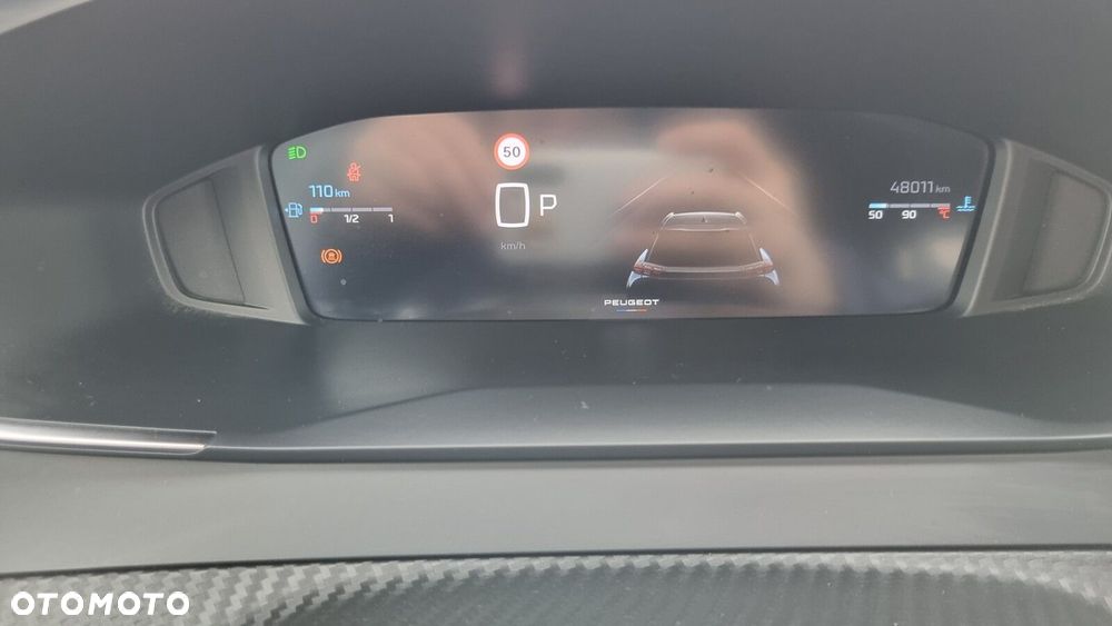 Peugeot 2008 1.2 PureTech Allure S&S EAT8 - 37