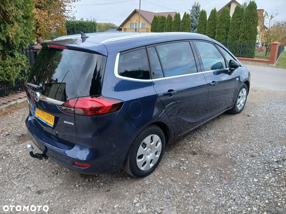 Opel Zafira 2011