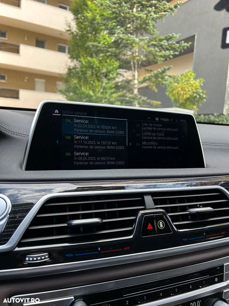 BMW Seria 7 745e - 10