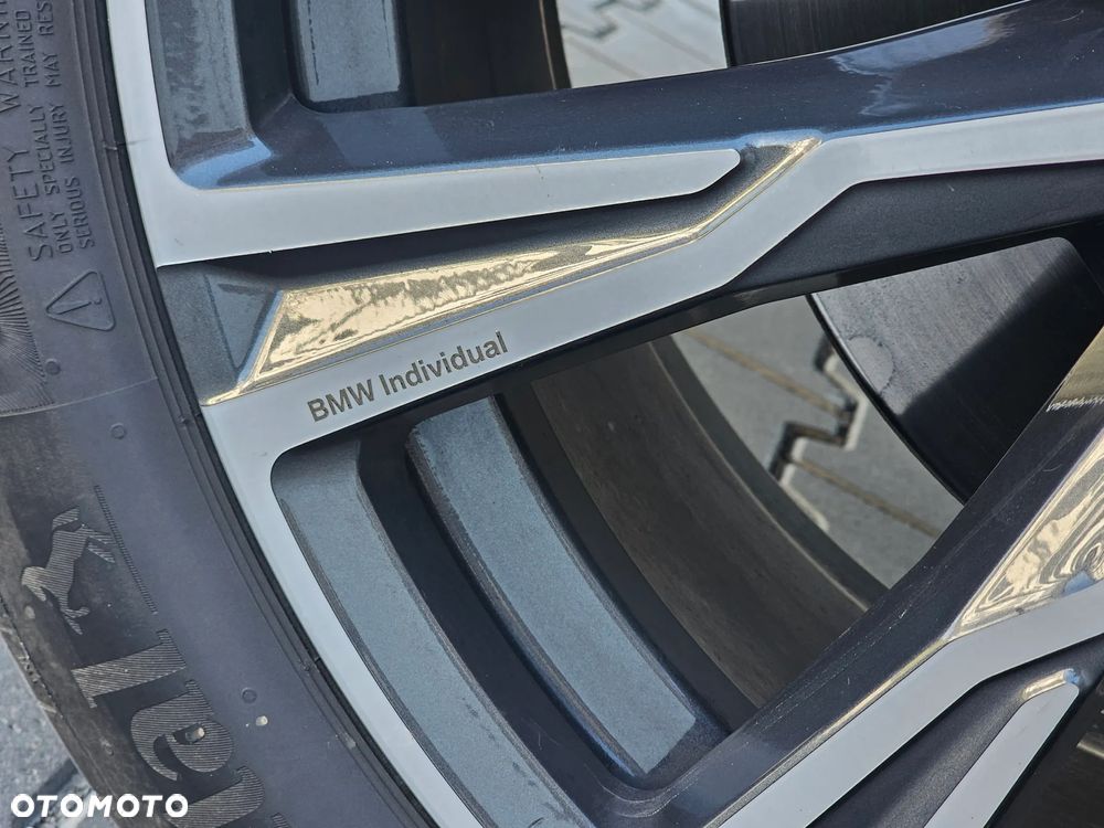 BMW X7 - 8
