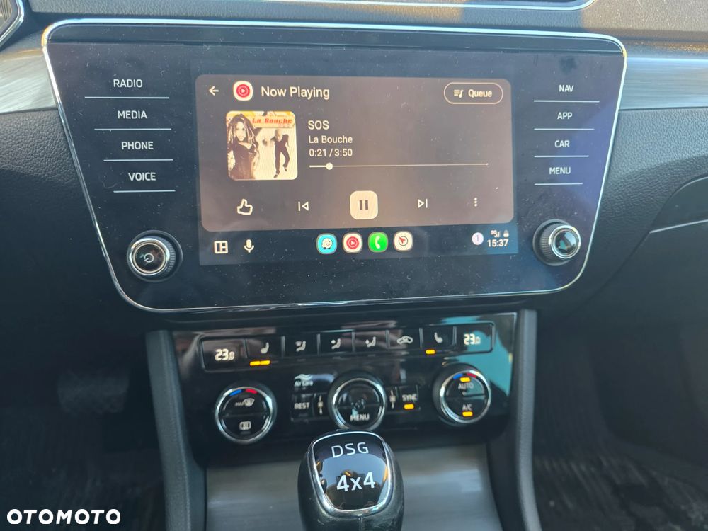 Skoda Superb 2.0 TDI SCR 4x4 Style DSG - 11