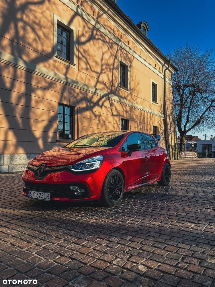 Renault Clio 1.6 R.S.Trophy 220 EDC - 1