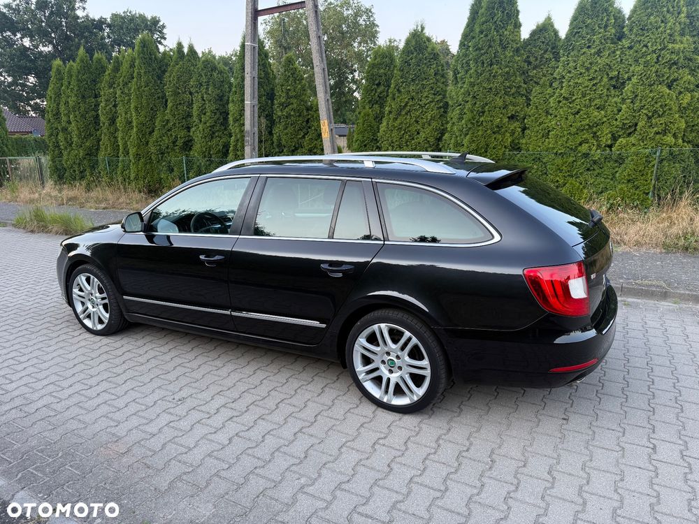 Skoda Superb 2.0 TDI DSG Exclusive - 3