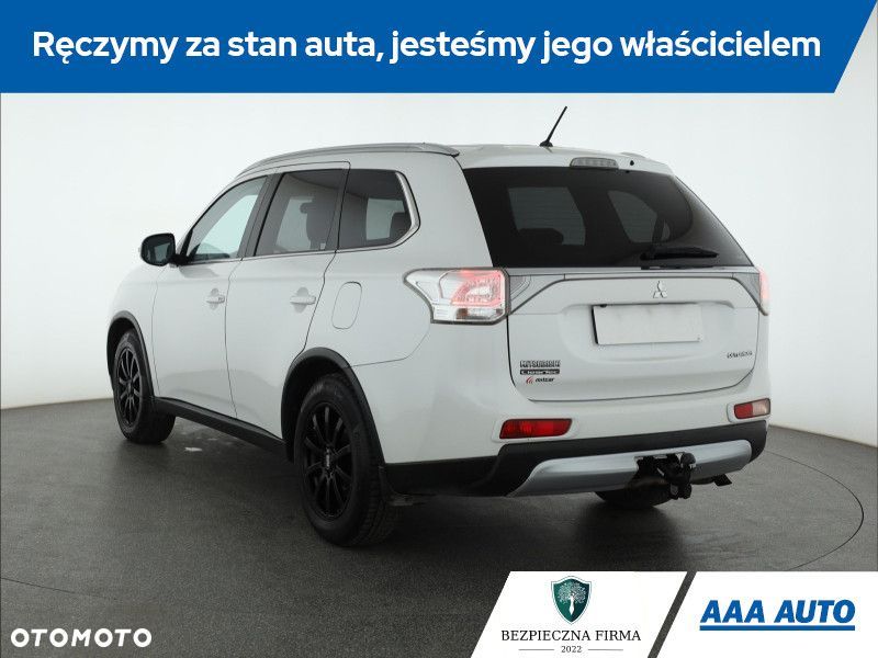 Mitsubishi Outlander - 5