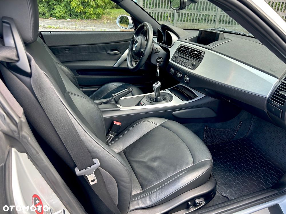 BMW Z4 3.0si - 33