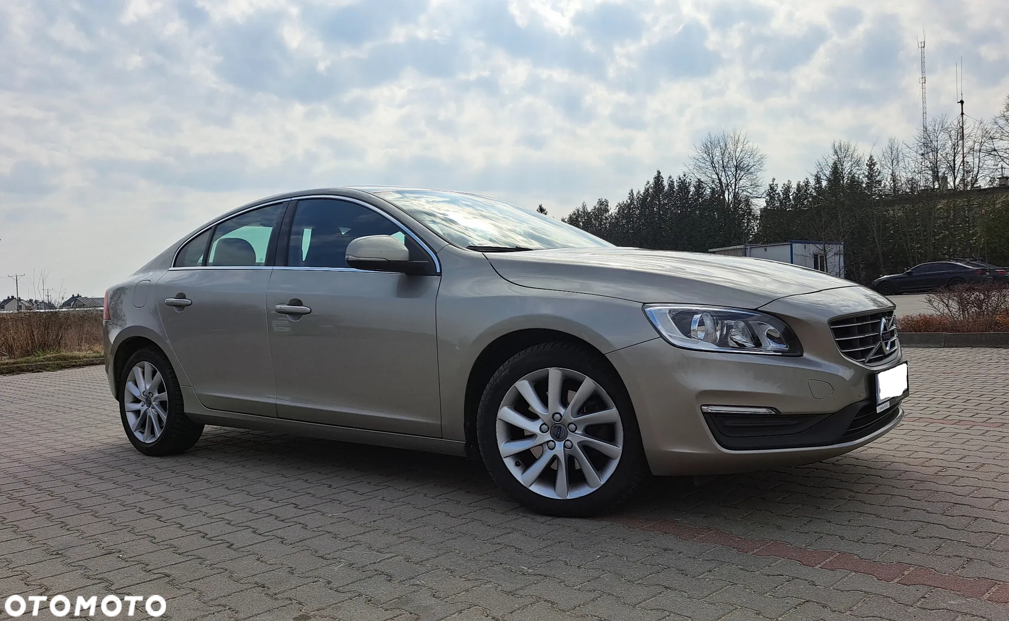 Volvo S60 D4 Drive-E Momentum - 6