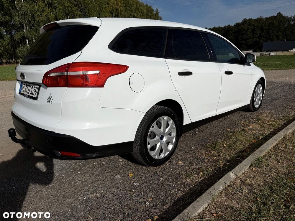 Ford Focus 1.5 TDCi Trend - 16